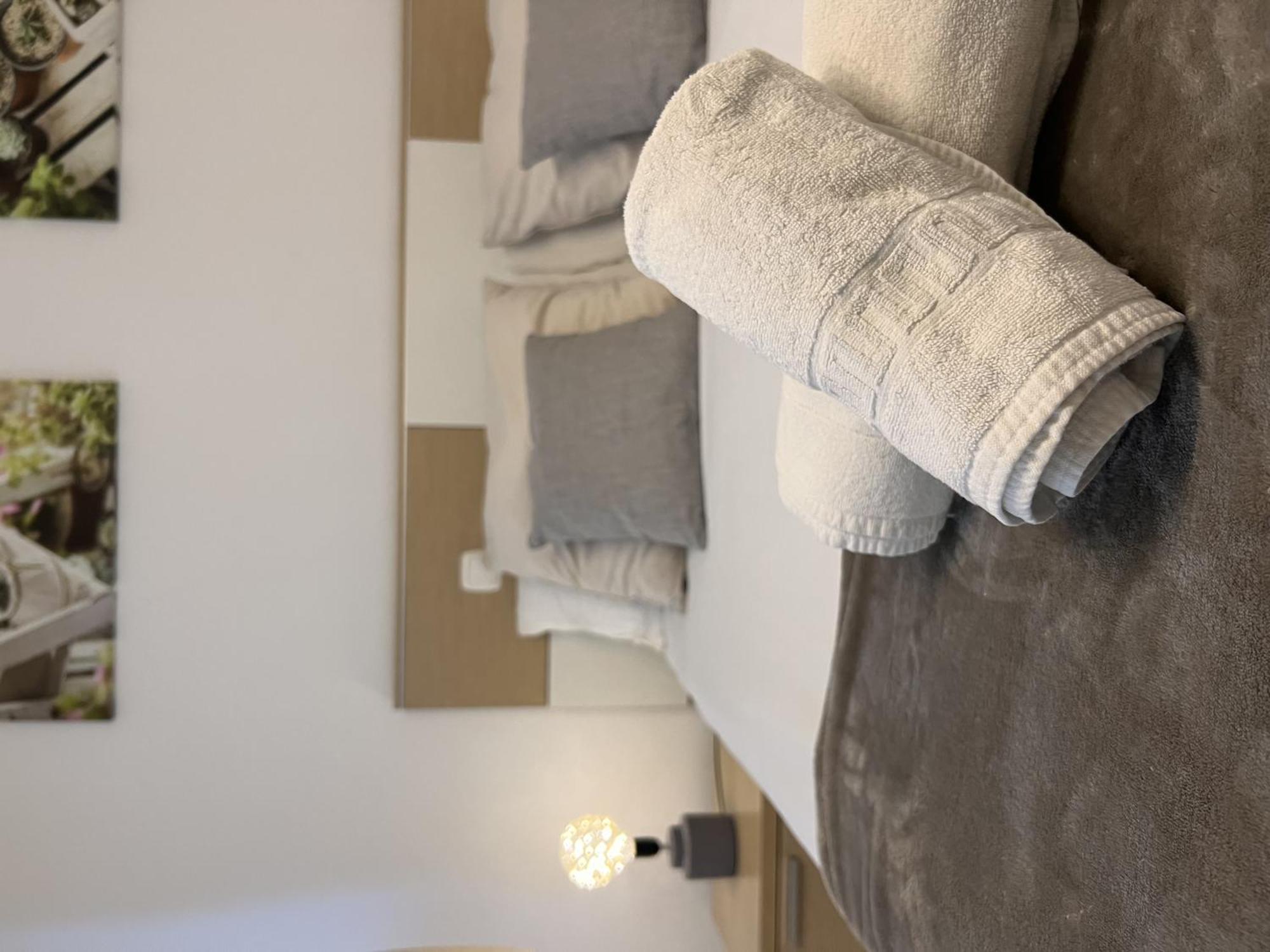 Chicflat Avenida Espana Ideal Para Familias เอสเตโปนา ภายนอก รูปภาพ